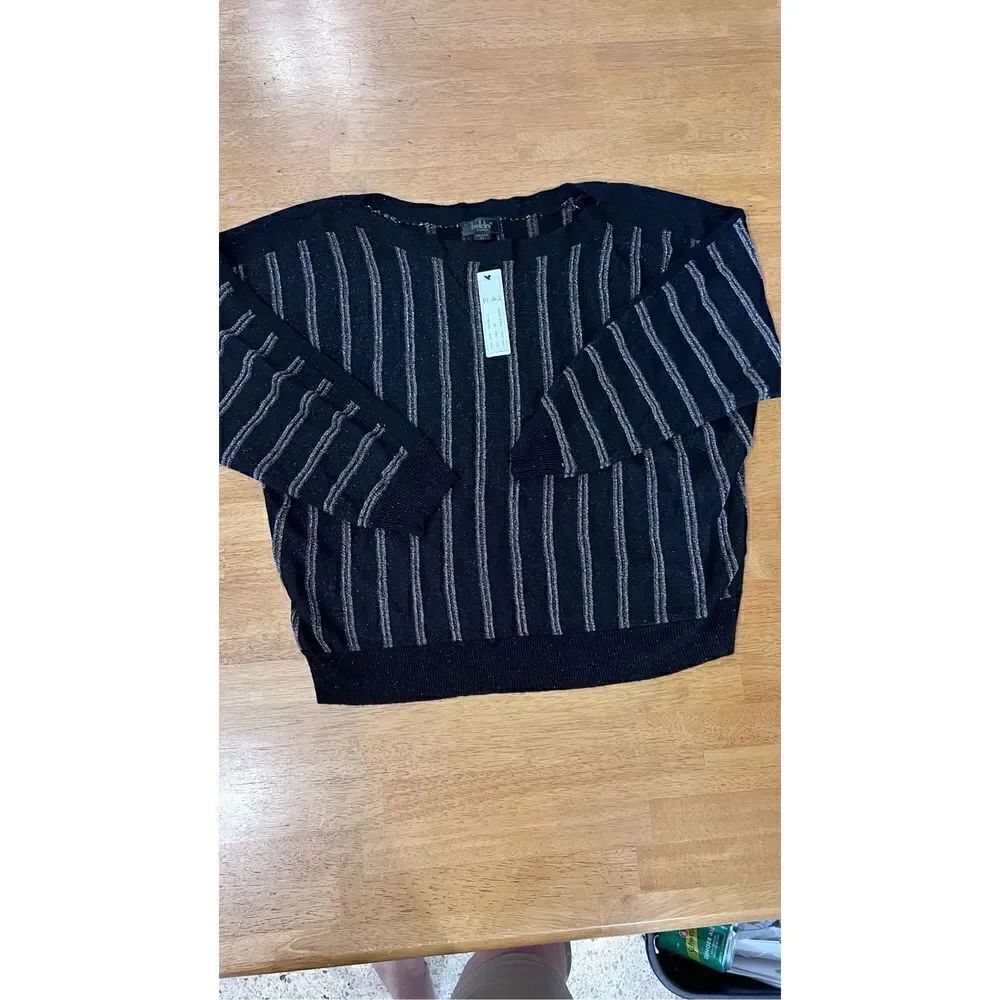 BELLDINI BLACK AND SILVER SPARKLE SWEATER WOMENS SZ 2X P1-262